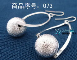 精致點綴 無耳洞耳夾、耳釘與美妝美發輔助工具全指南